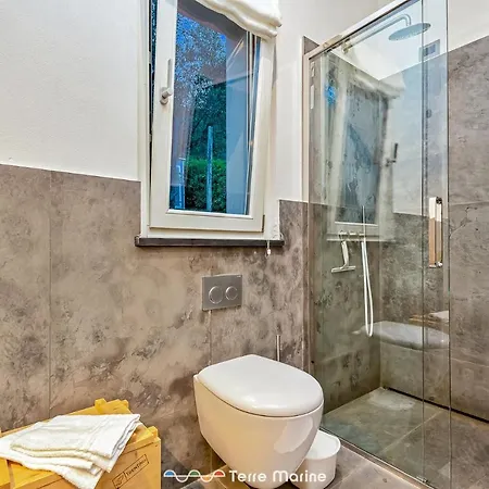 Villa Ca Damare, Terremarine Le Grazie (Liguria)